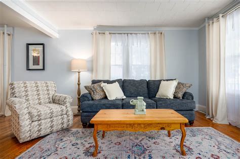 airbnb brookline ma|vrbo brookline ma.